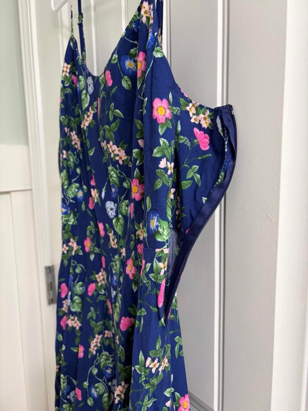 Old Navy Fit & Flare Cami Royal Blue Floral Mini Dress Sz L Cottagecore Coquette - Picture 3 of 5